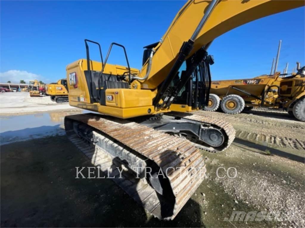 CAT 320 Roomikekskavaatorid