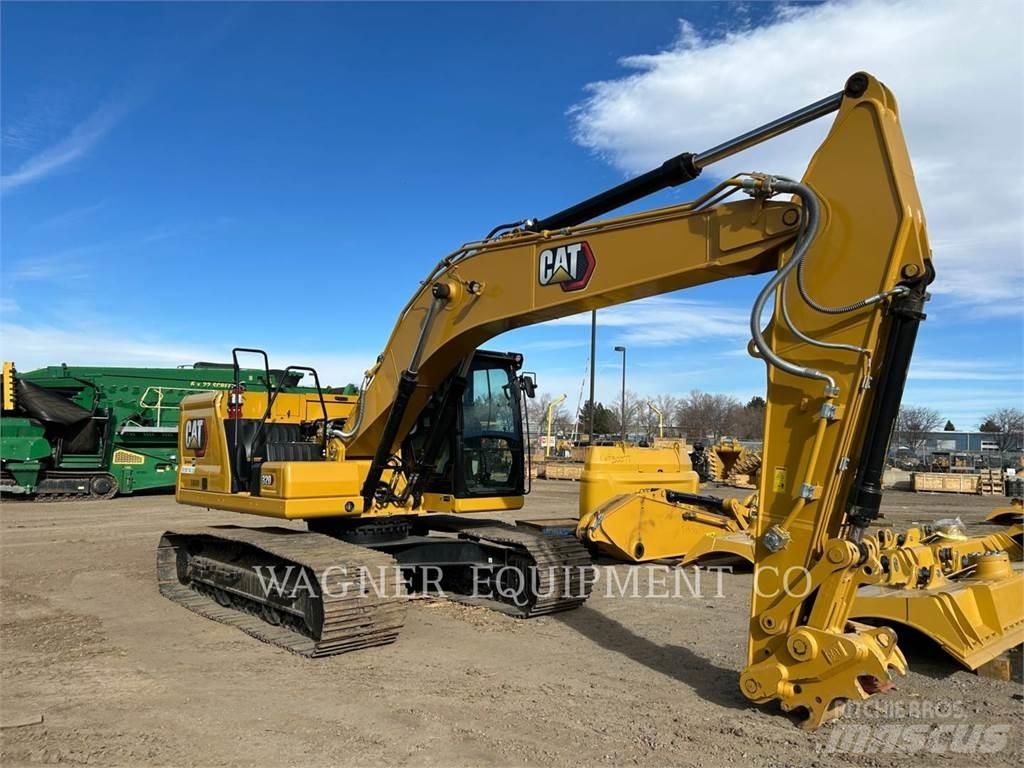 CAT 320 Roomikekskavaatorid