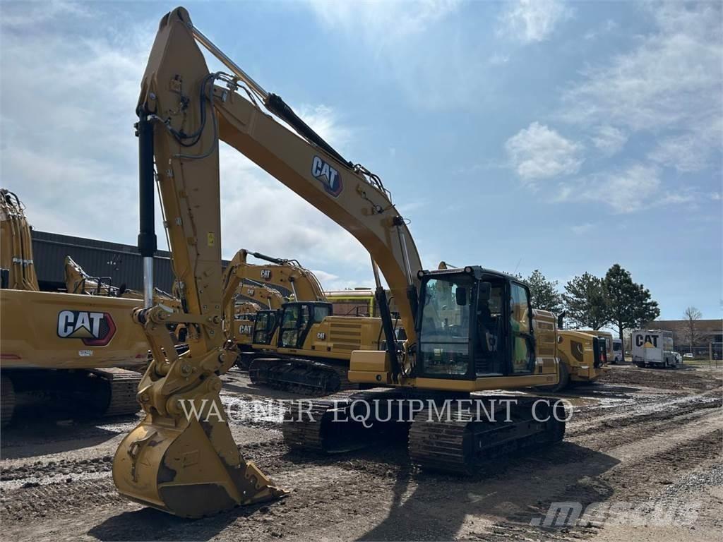CAT 320 Roomikekskavaatorid