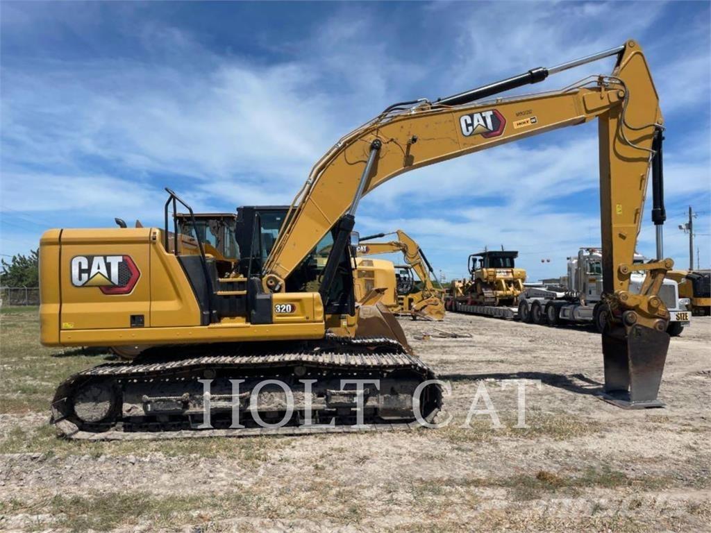 CAT 320 Roomikekskavaatorid