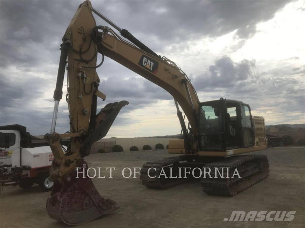 CAT 320 Roomikekskavaatorid