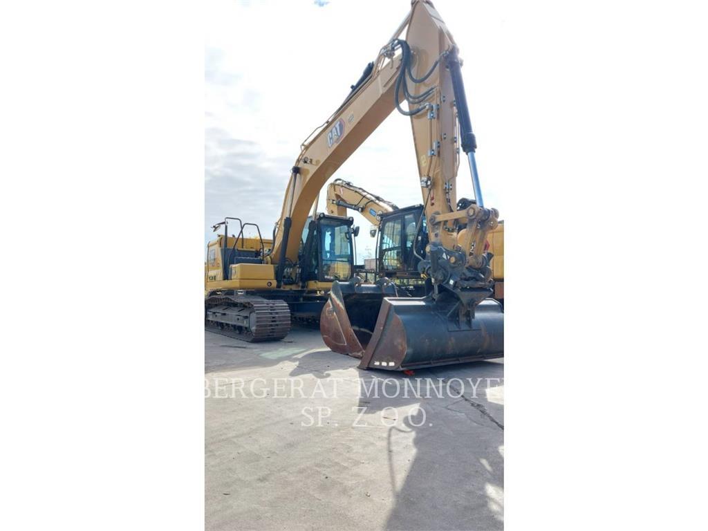 CAT 320 Roomikekskavaatorid