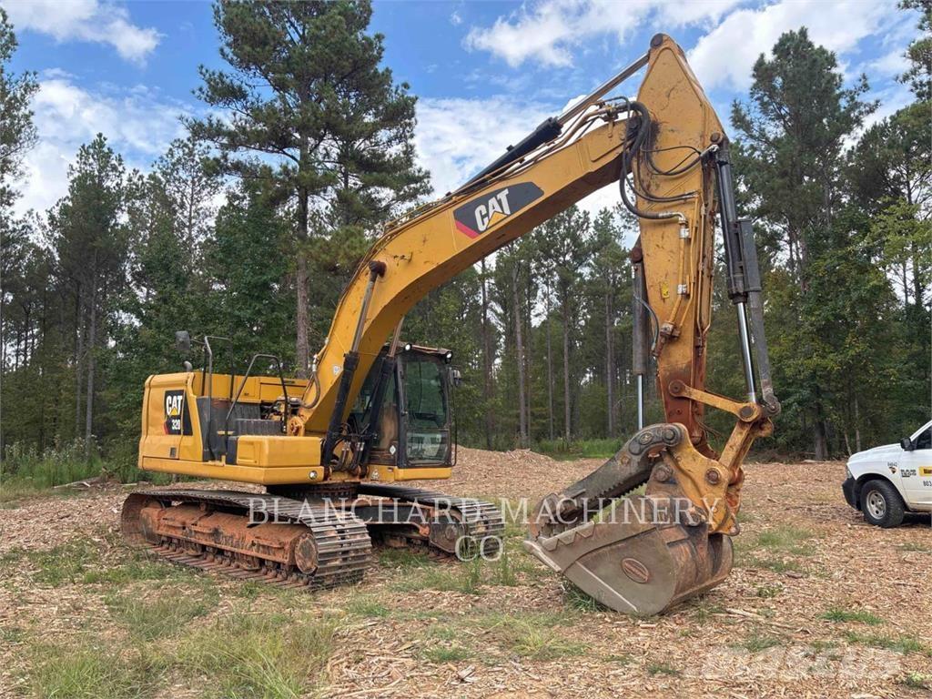 CAT 320 Roomikekskavaatorid
