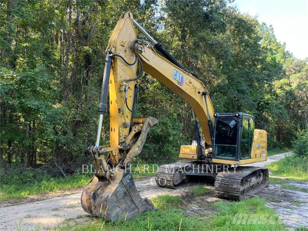 CAT 320 Roomikekskavaatorid