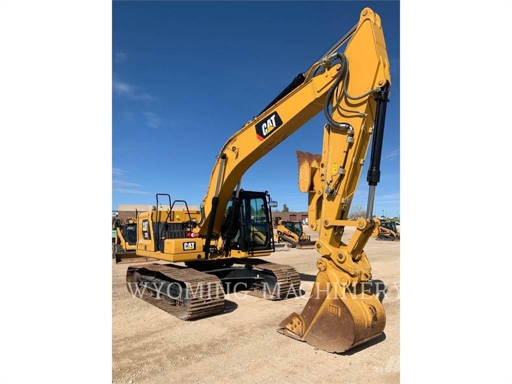 CAT 320 Roomikekskavaatorid