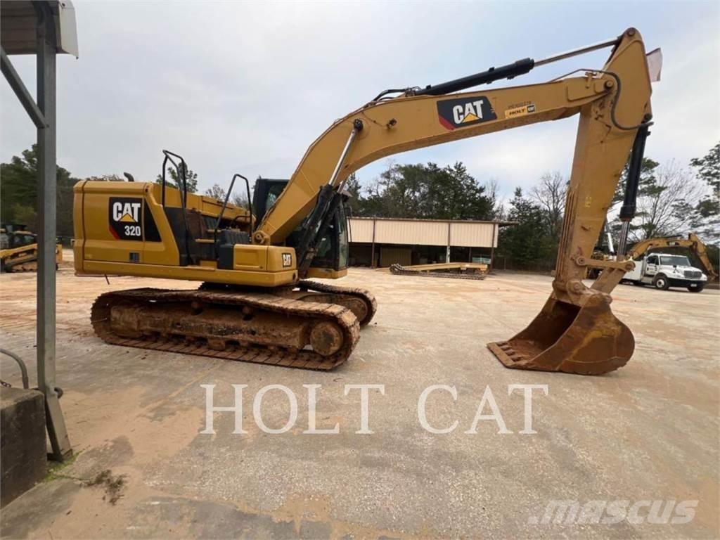 CAT 320 Roomikekskavaatorid