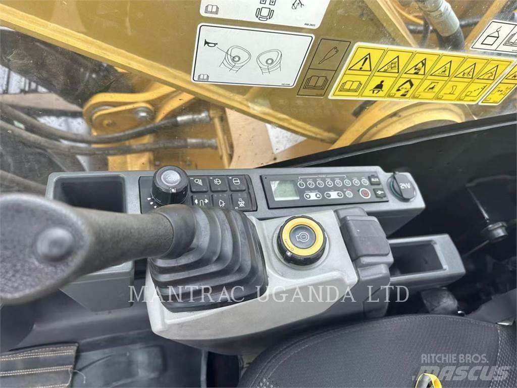 CAT 320-05GX Roomikekskavaatorid