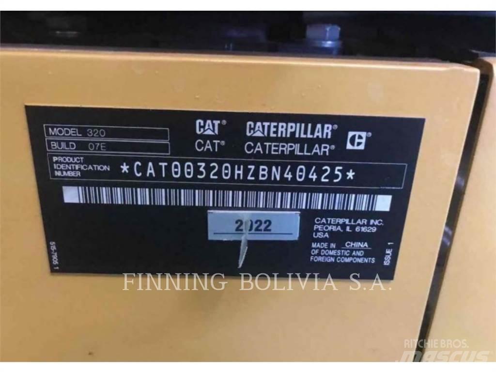 CAT 320-07 Roomikekskavaatorid