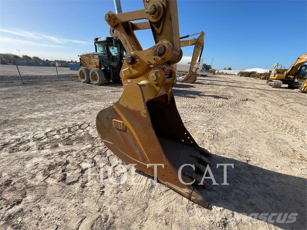 CAT 320-07 Roomikekskavaatorid