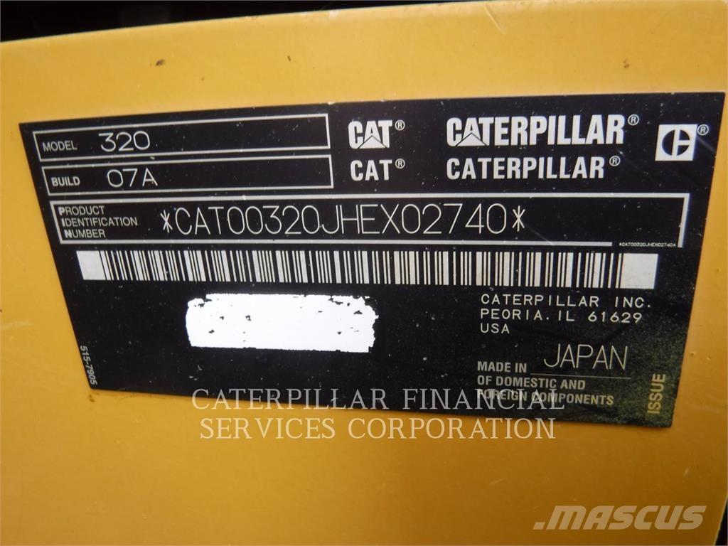 CAT 320-07 Roomikekskavaatorid