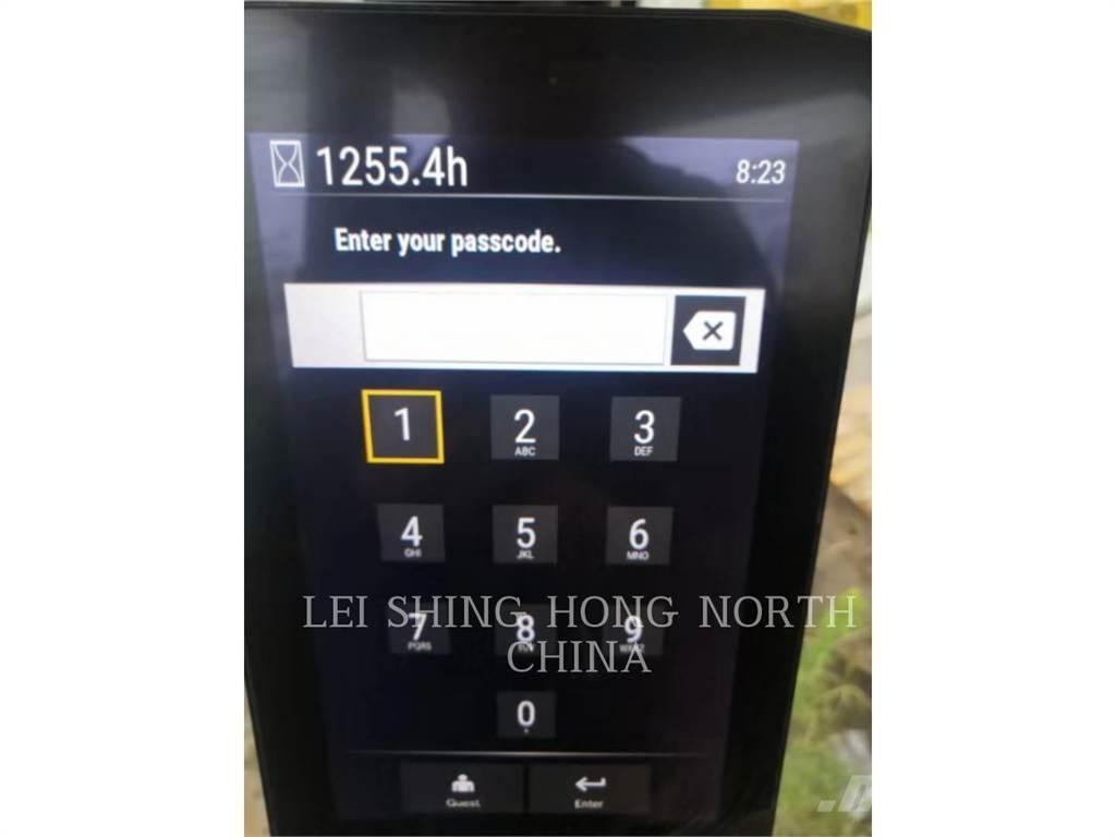 CAT 320-07 Roomikekskavaatorid