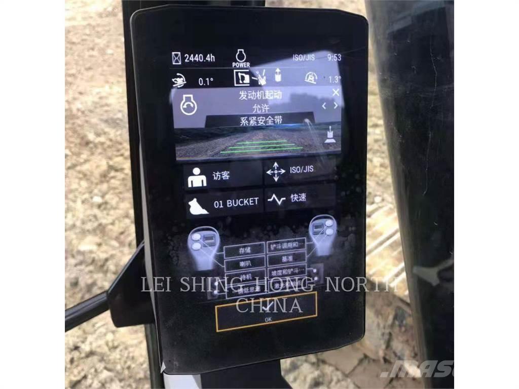 CAT 320-07 Roomikekskavaatorid