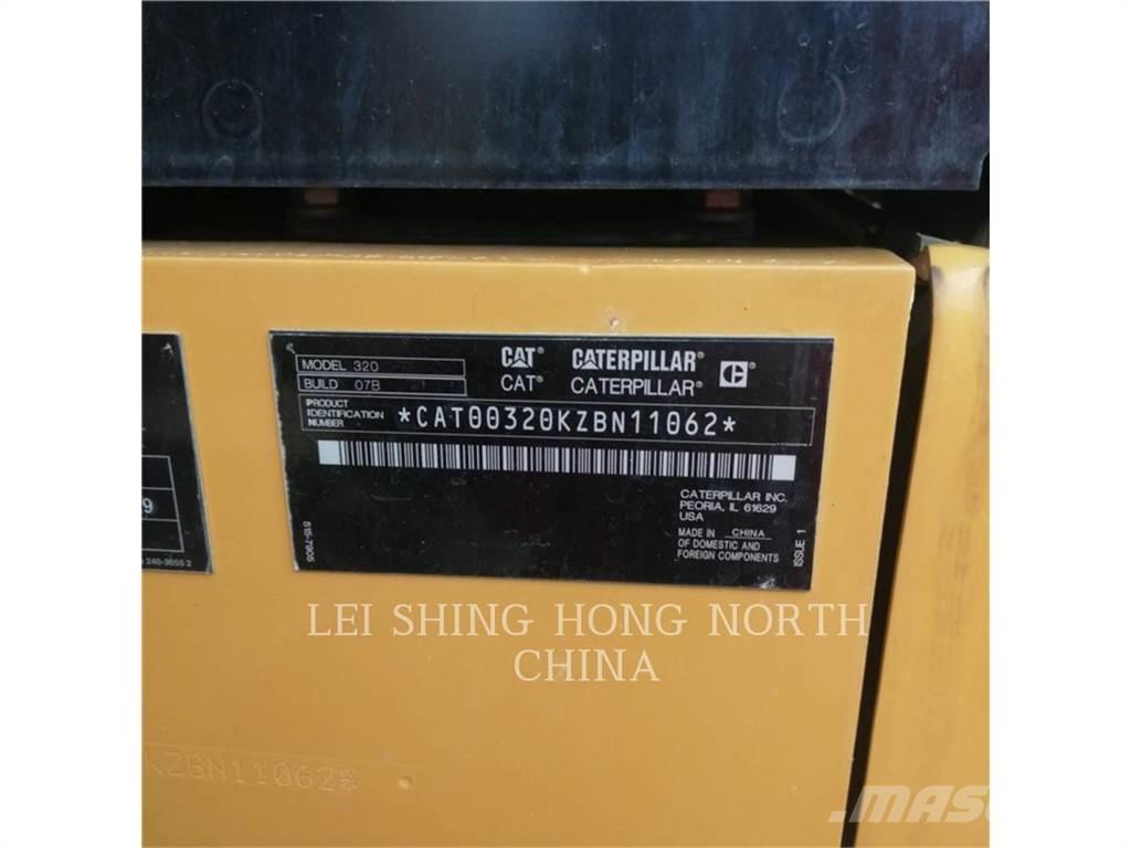 CAT 320-07 Roomikekskavaatorid