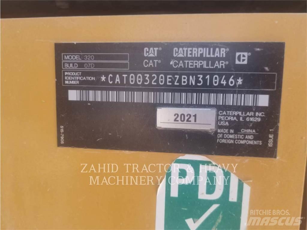 CAT 320-07D Roomikekskavaatorid