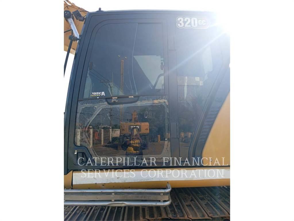 CAT 320-07GC Roomikekskavaatorid