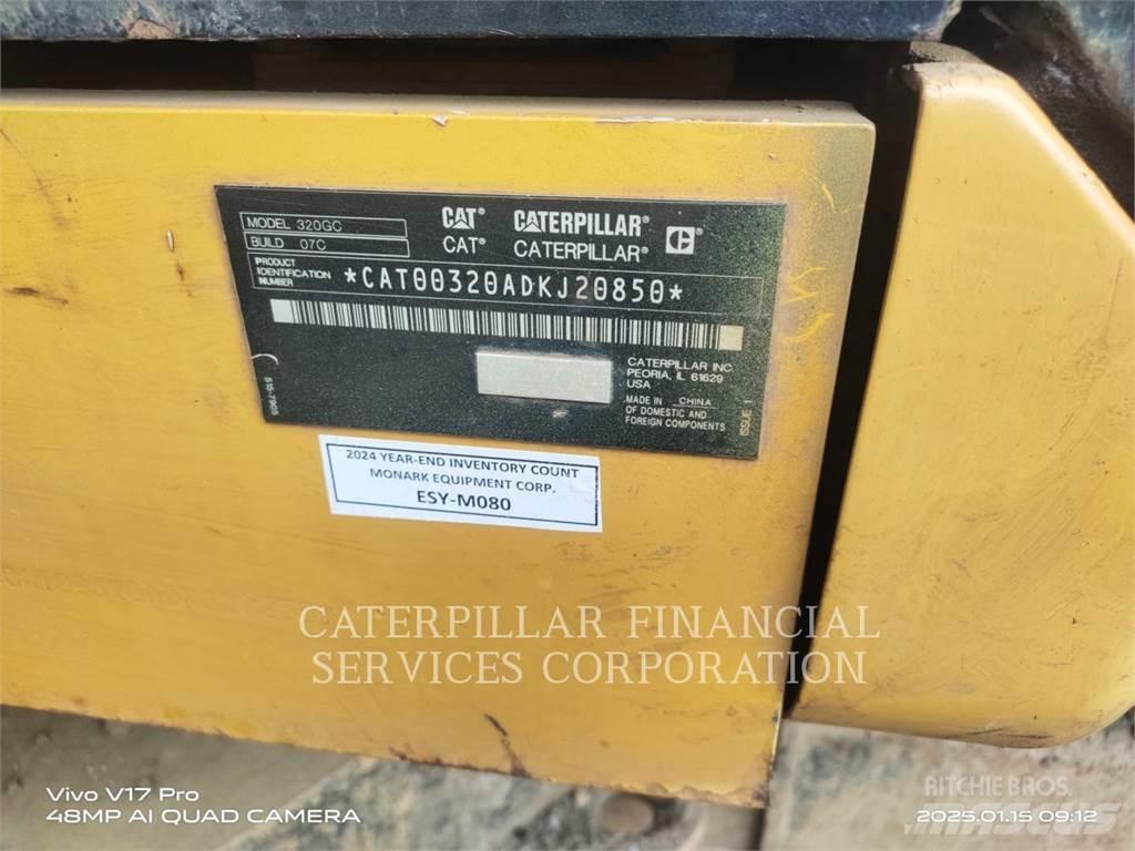 CAT 320-07GC Roomikekskavaatorid