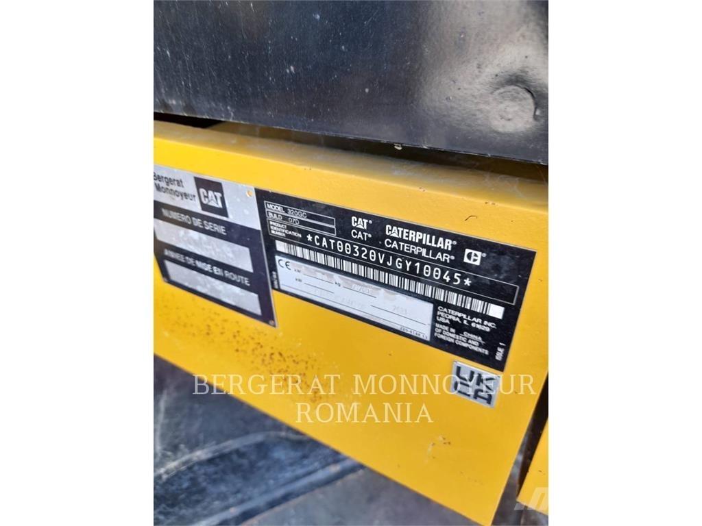 CAT 320-07GC Roomikekskavaatorid