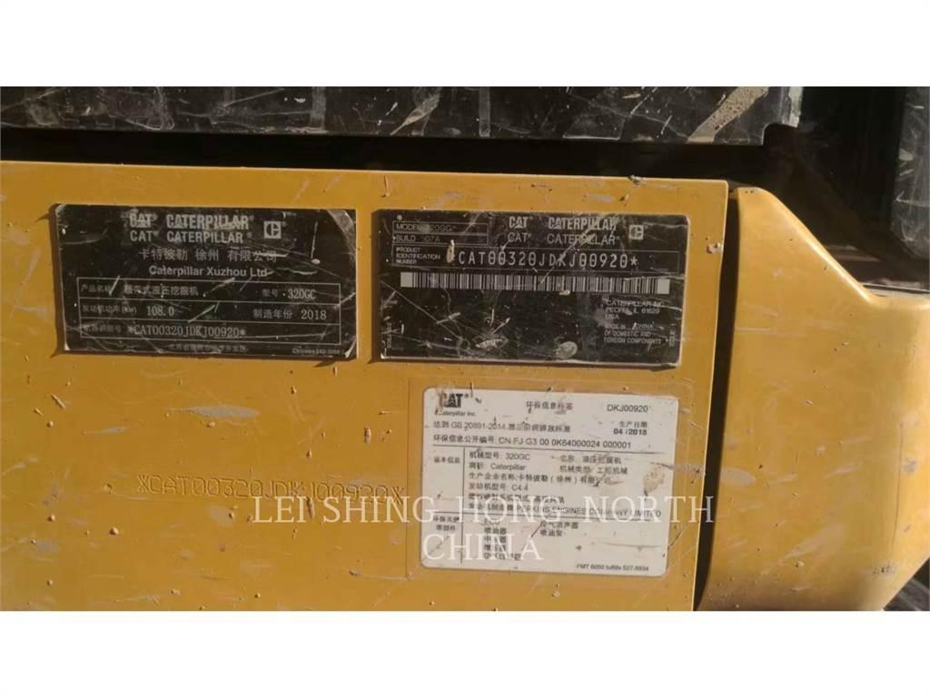 CAT 320-07GC Roomikekskavaatorid