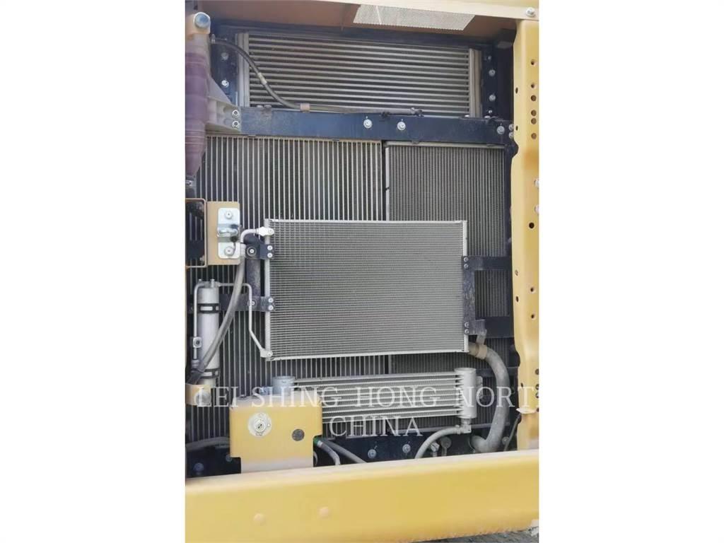 CAT 320-07GC Roomikekskavaatorid