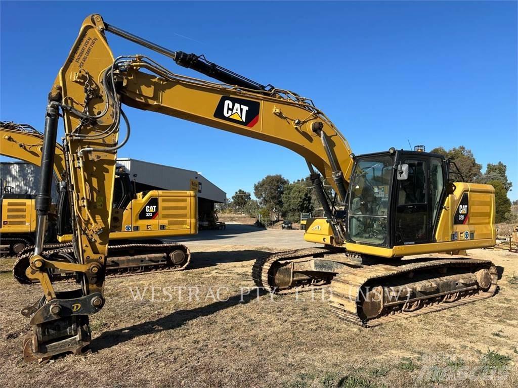CAT 320 2D Roomikekskavaatorid