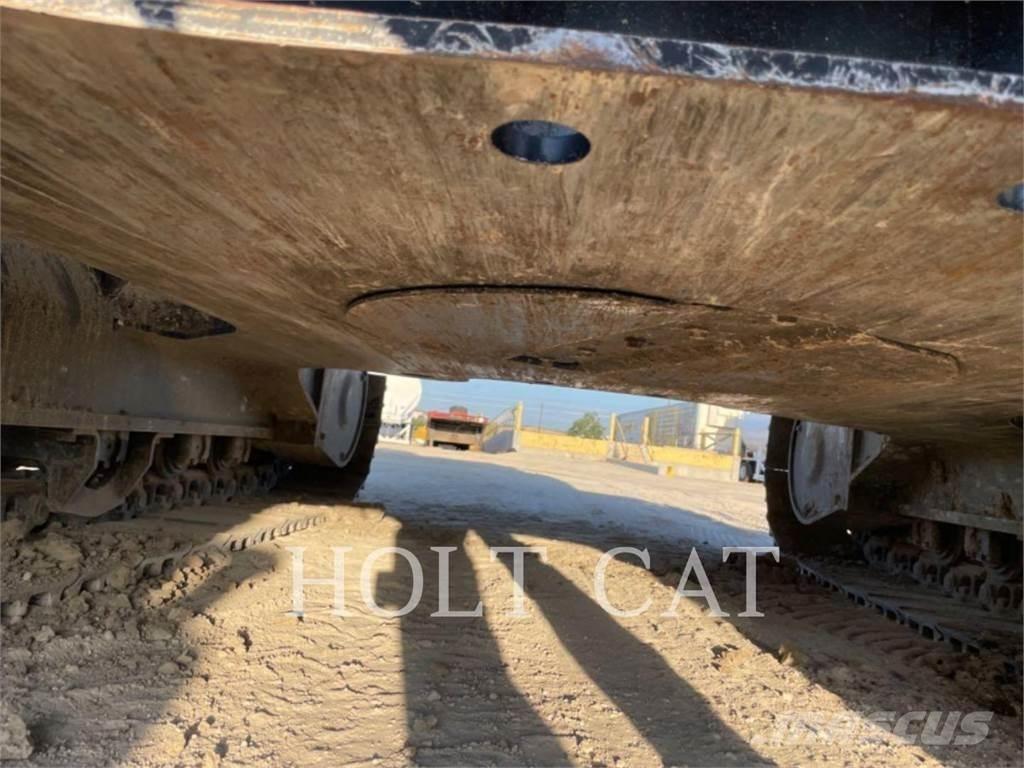 CAT 320 TC Roomikekskavaatorid