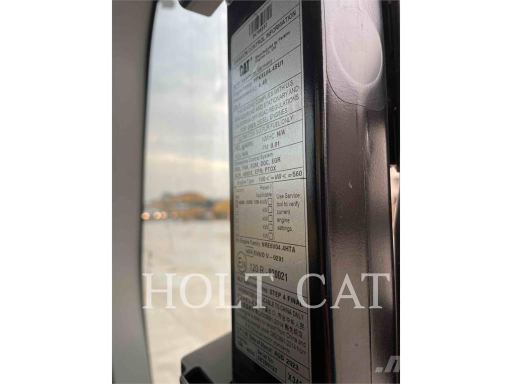 CAT 320 TC Roomikekskavaatorid