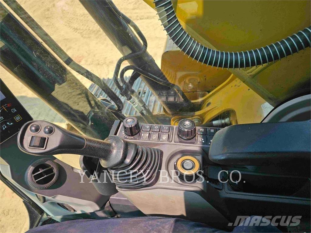 CAT 32007GC Roomikekskavaatorid
