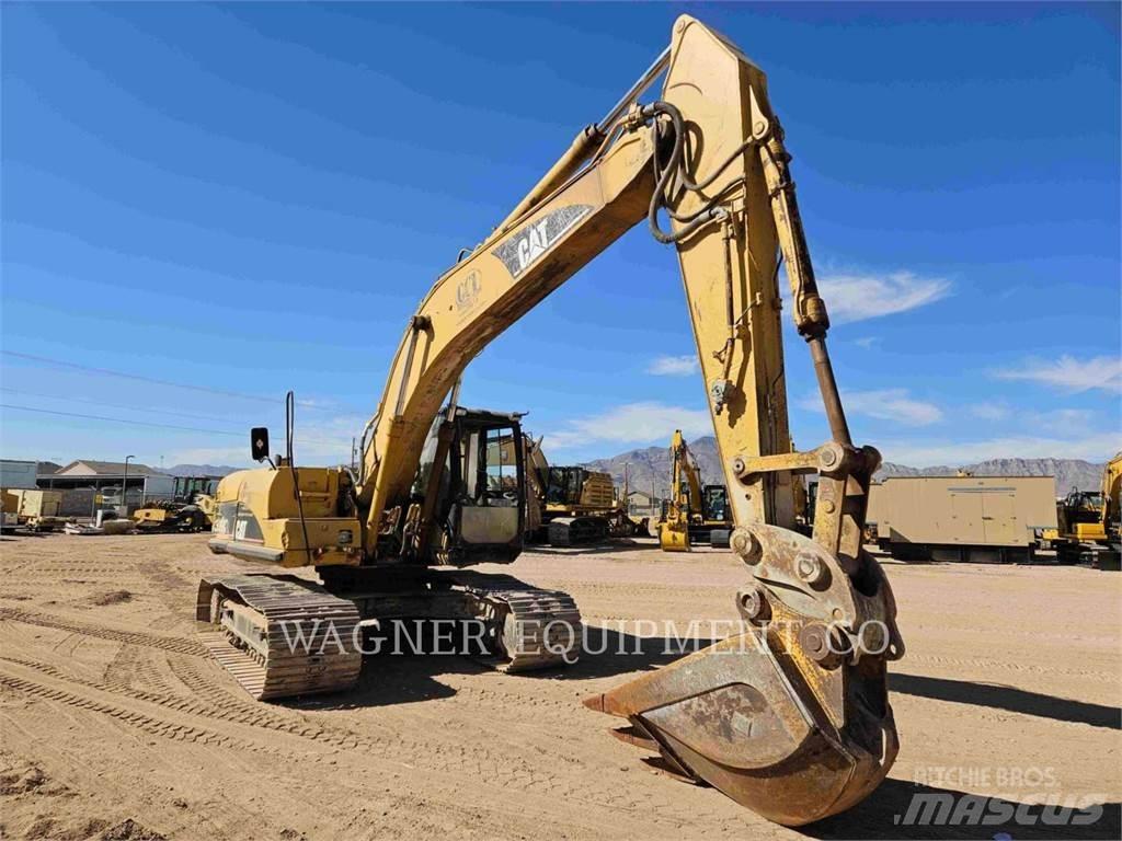 CAT 320CL Roomikekskavaatorid