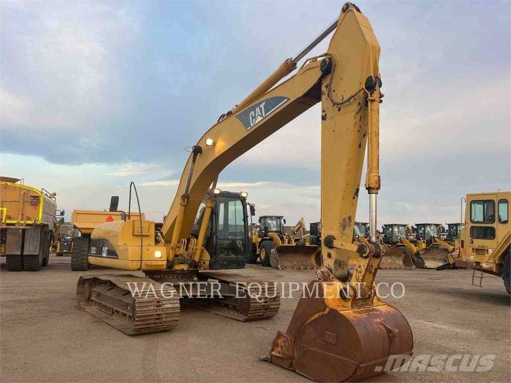 CAT 320CL Roomikekskavaatorid