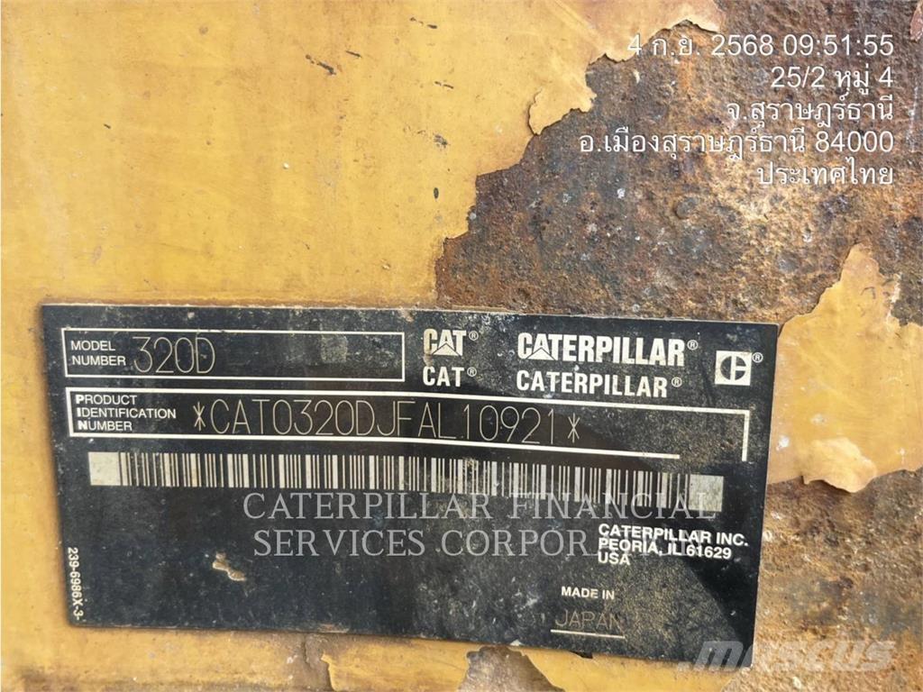CAT 320D Roomikekskavaatorid