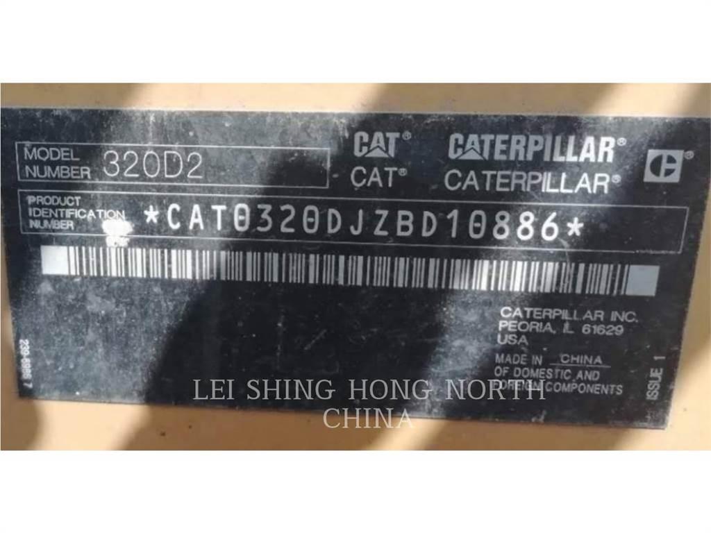 CAT 320D2 Roomikekskavaatorid