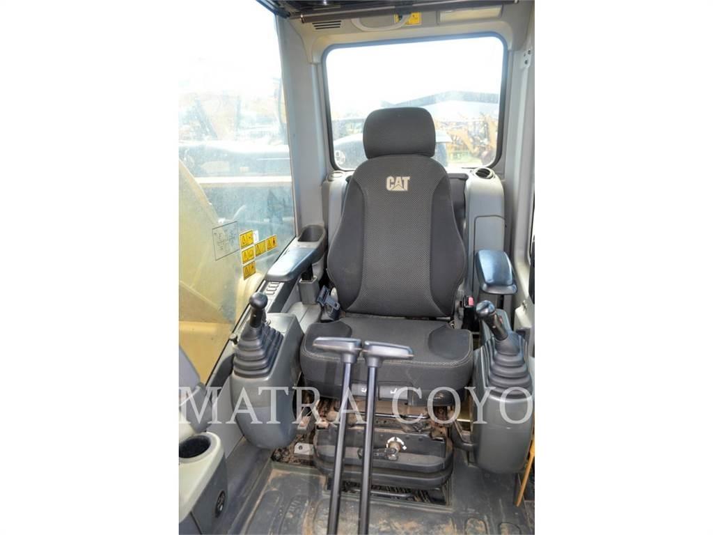 CAT 320D2GC Roomikekskavaatorid