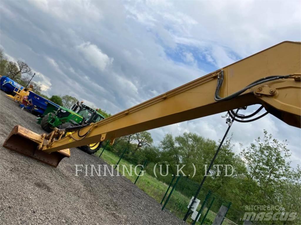 CAT 320E SLR Roomikekskavaatorid