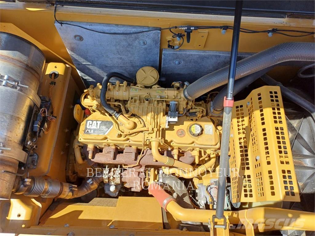 CAT 320EL Roomikekskavaatorid