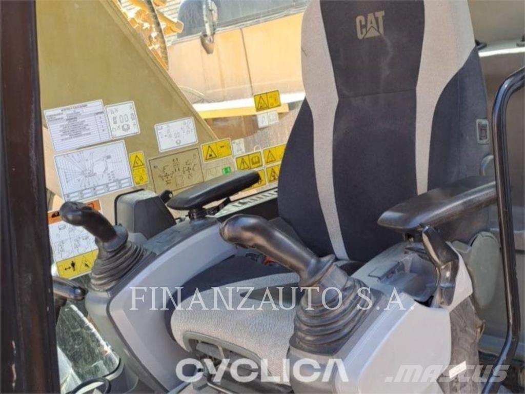 CAT 320EL IHC LANE 1 Roomikekskavaatorid