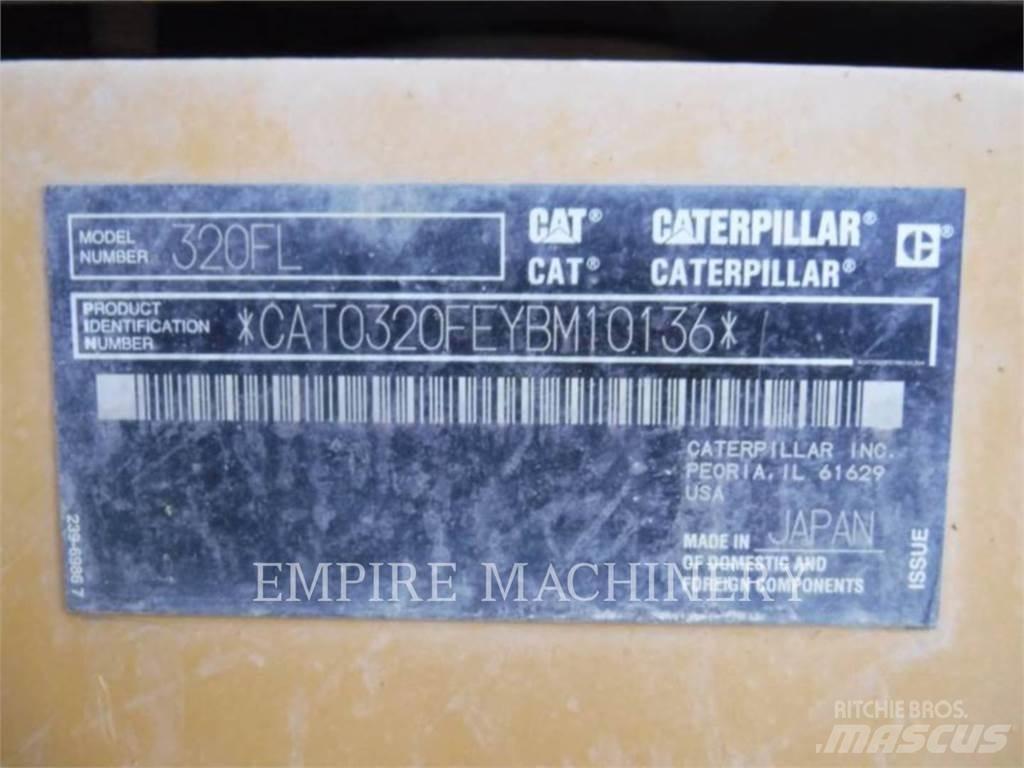 CAT 320FL Roomikekskavaatorid
