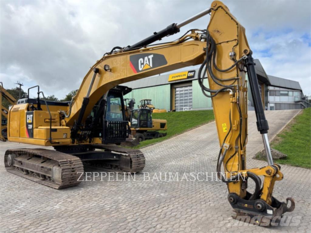 CAT 320FL Roomikekskavaatorid