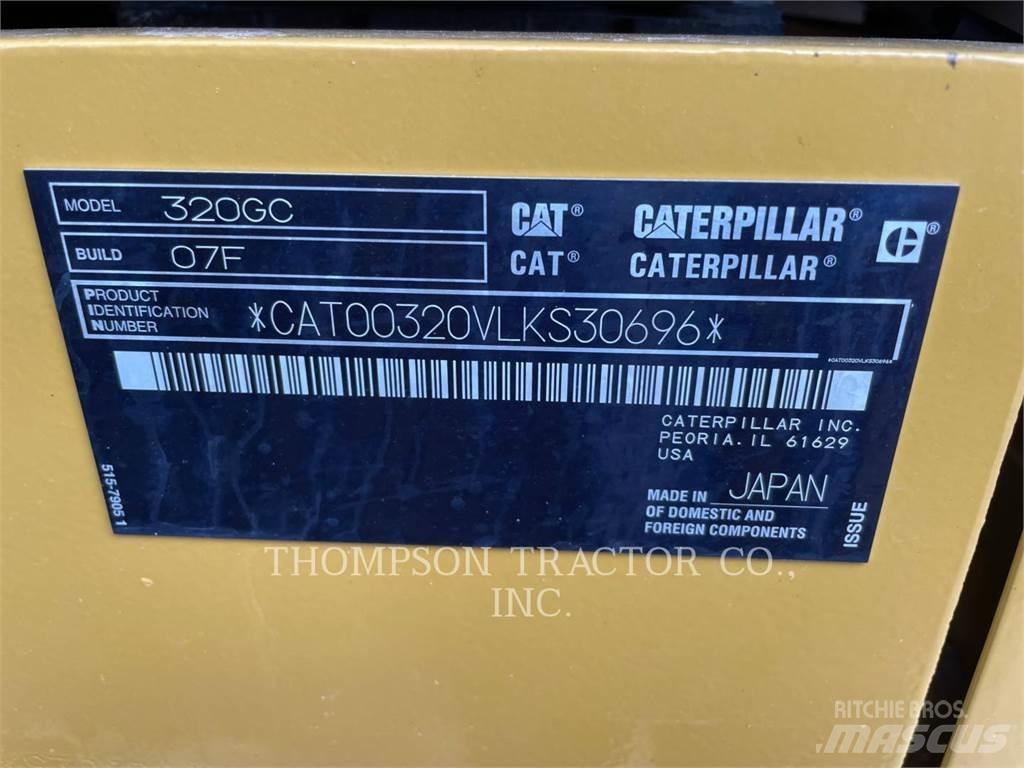 CAT 320GC Roomikekskavaatorid