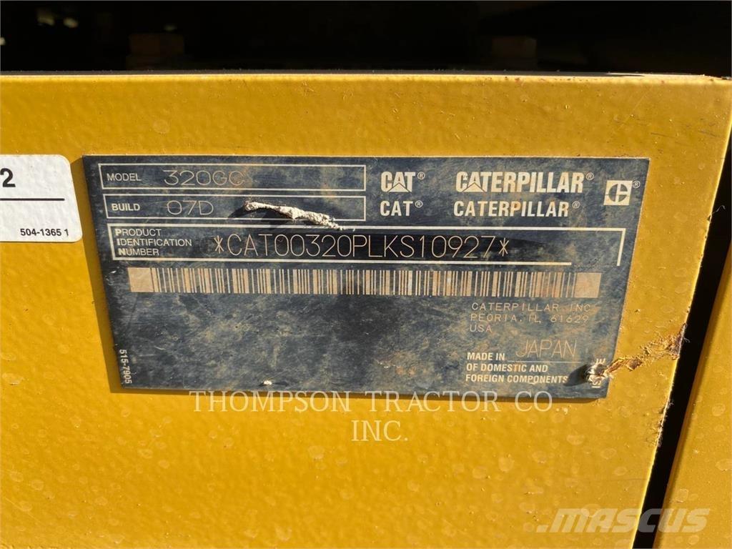 CAT 320GC Roomikekskavaatorid