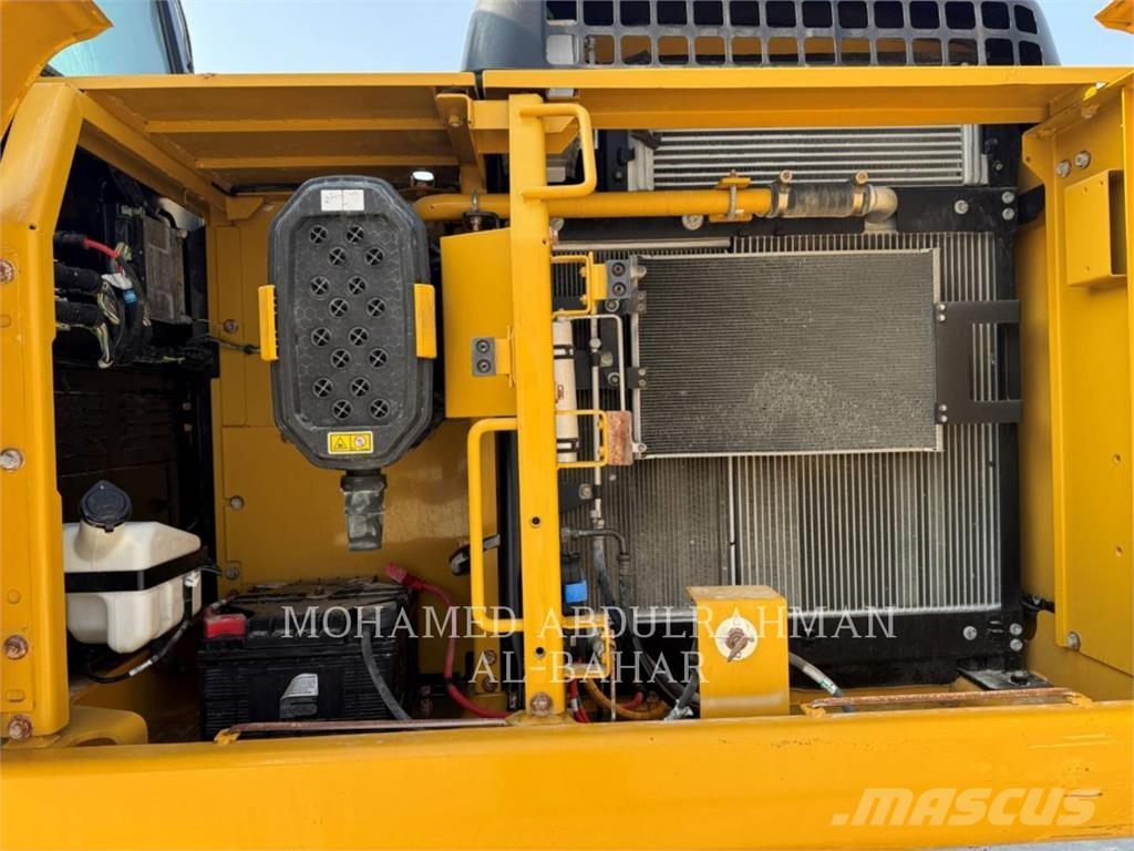 CAT 320GX Roomikekskavaatorid