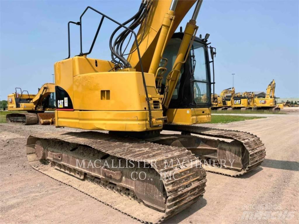 CAT 321CLCR Roomikekskavaatorid