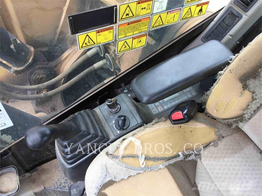 CAT 321DLCR Roomikekskavaatorid