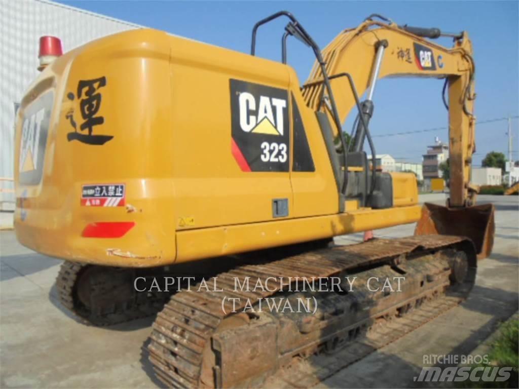 CAT 323-07 Roomikekskavaatorid