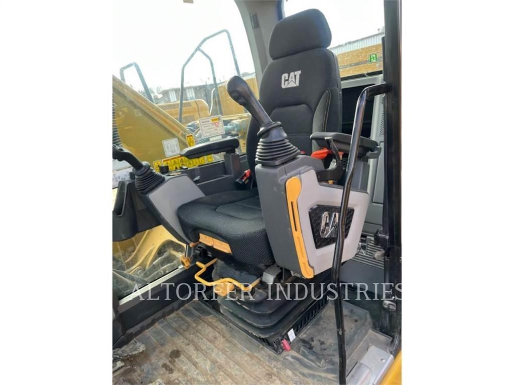 CAT 323-07 Roomikekskavaatorid
