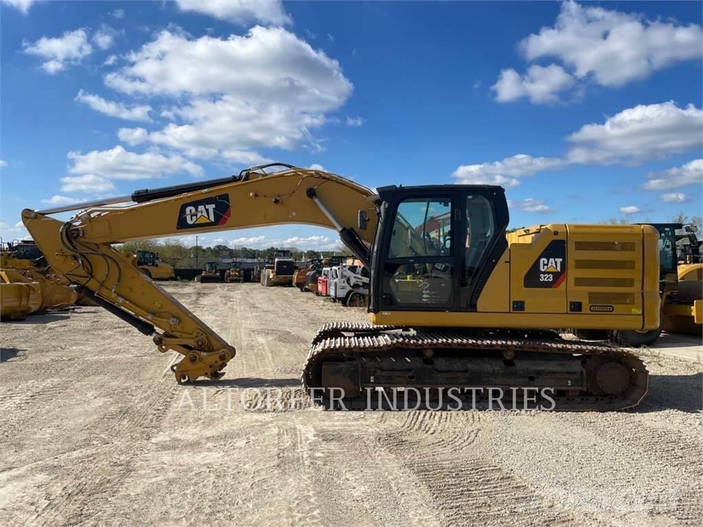 CAT 323-07 Roomikekskavaatorid