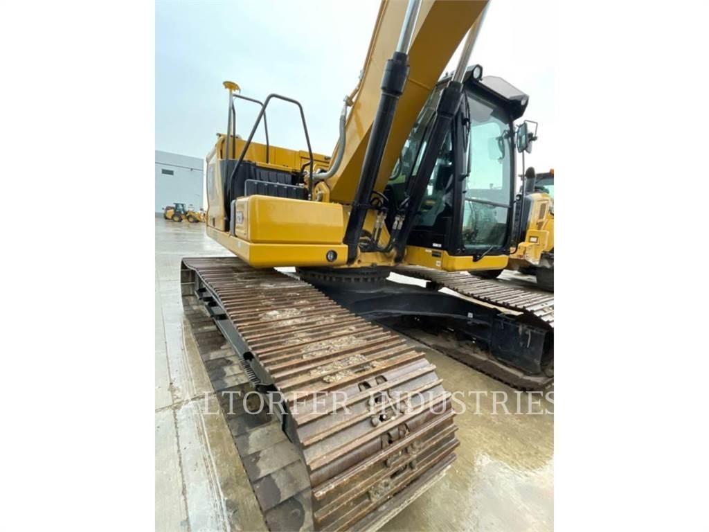 CAT 323-07 Roomikekskavaatorid