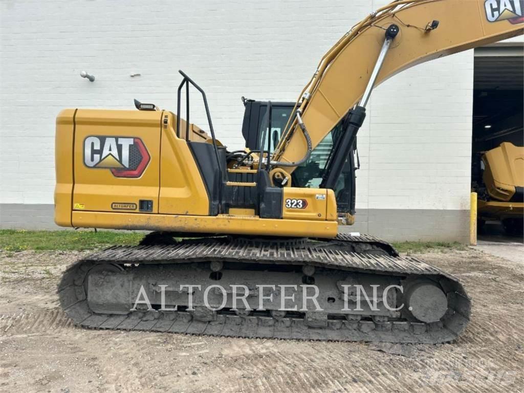 CAT 323-07 Roomikekskavaatorid