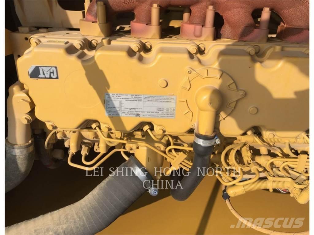 CAT 323-07 Roomikekskavaatorid
