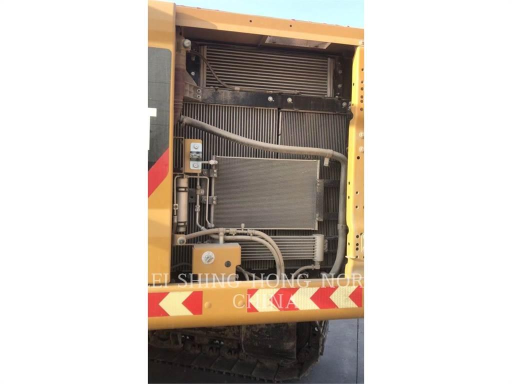 CAT 323-07 Roomikekskavaatorid
