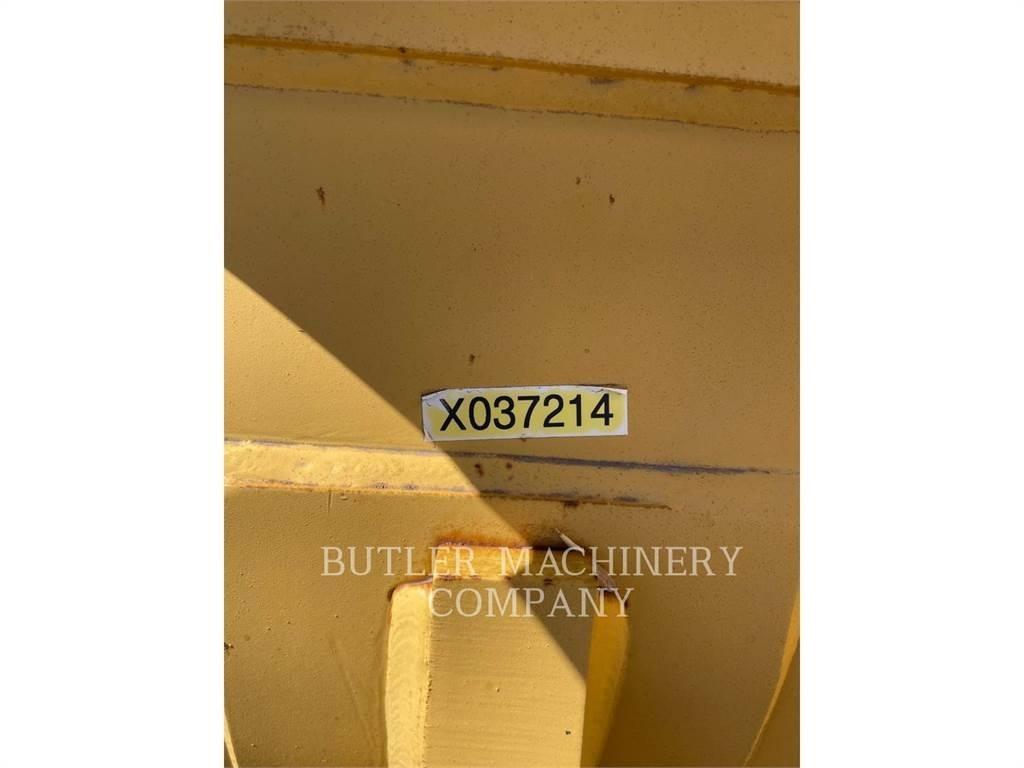 CAT 323 BUCKET Kopad